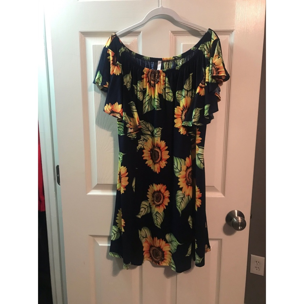NWOT. Off the shoulder sunflower dress